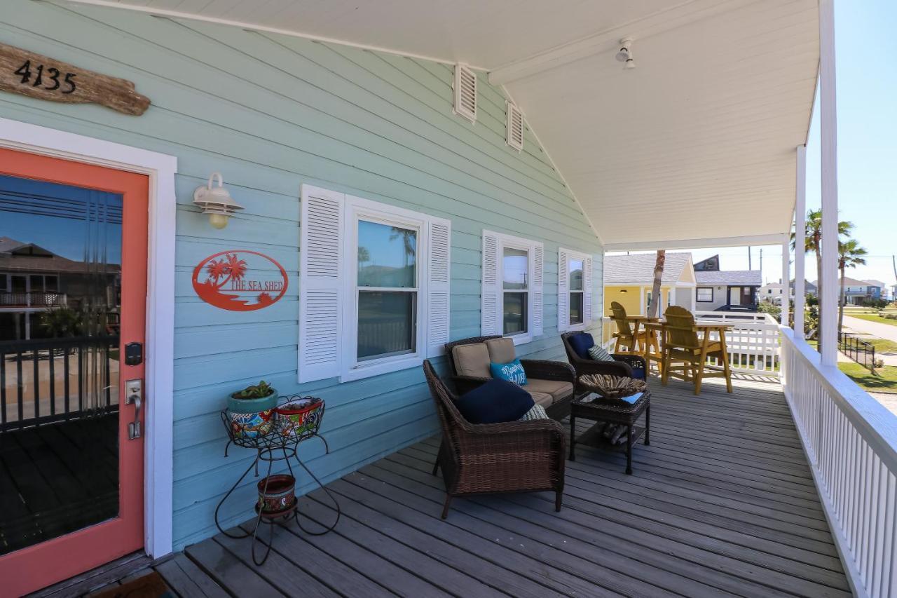 One-Of-A-Kind Beach Home With Lounge Bar Game Room Γκάλβεστον Εξωτερικό φωτογραφία